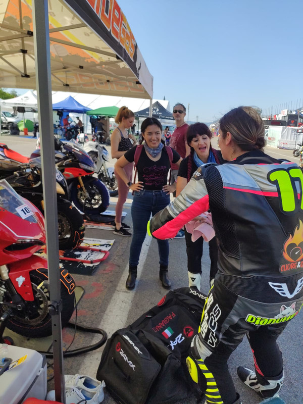 5888A559-7327-4966-9AAA-8B8AD551DE90