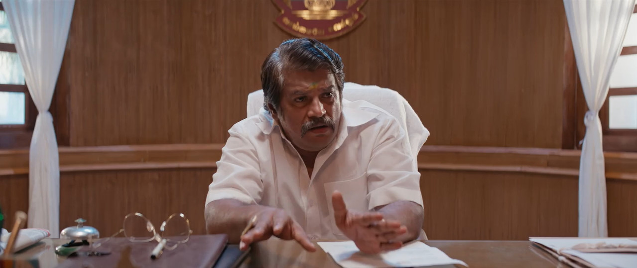 Mahaan 2022 WebRip [Hindi + Tamil] 480p 720p ESub Screenshot