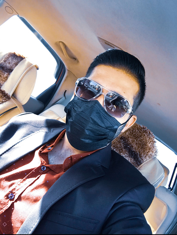 E899C883-D328-47F4-B7A4-D43A1E709E4D