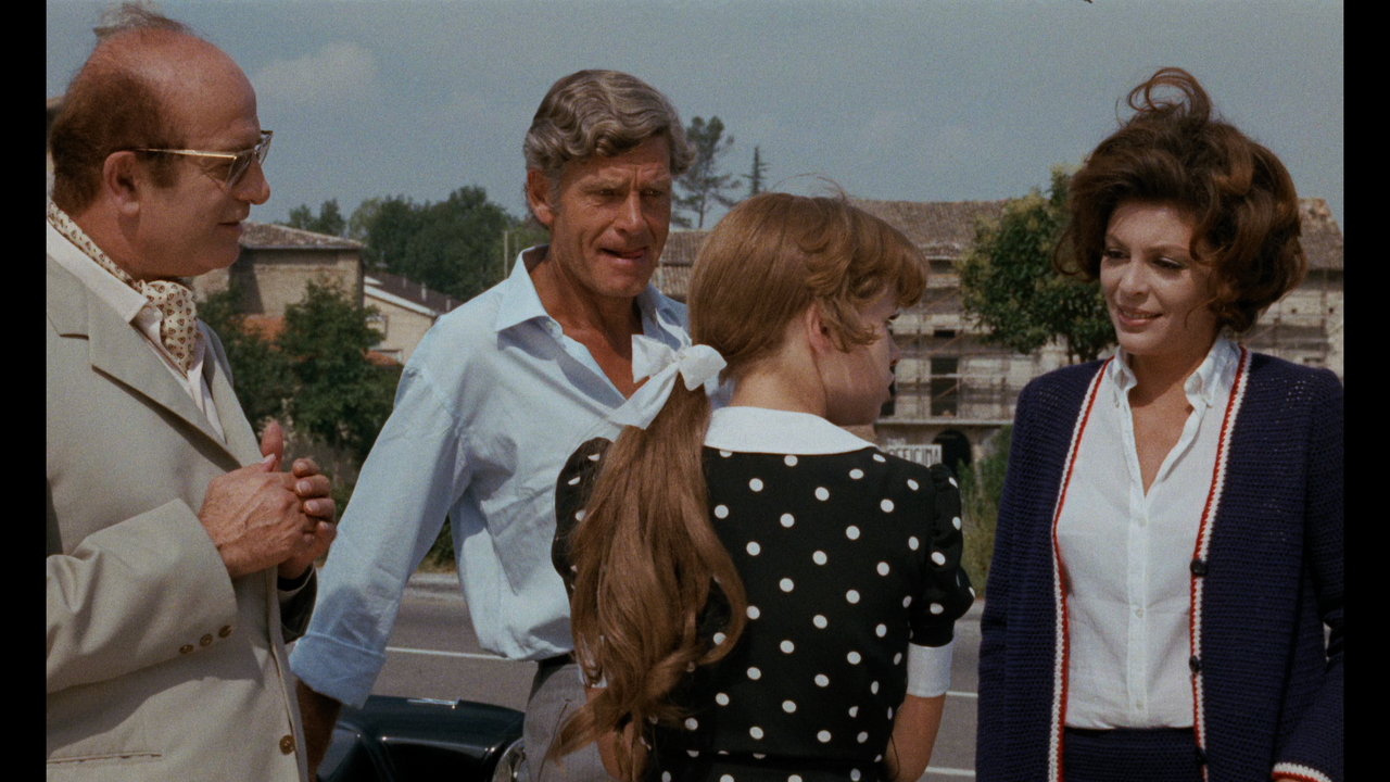 Haeschen.in.der.Grube.Rabbit.in.the.Pit.1969.2160p.UHD.BDREMUX.HDR.DV.HEVC-Нечипорук.mkv_snapshot_00