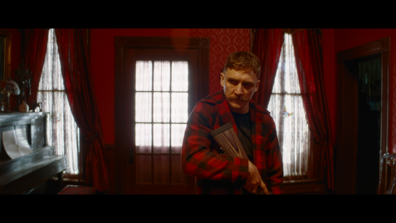 mpv shot Strange Darling 2023 2160p UHD BDRemux GER Transfer HDR DV HEVC Нечипорук 00 13 47 0004