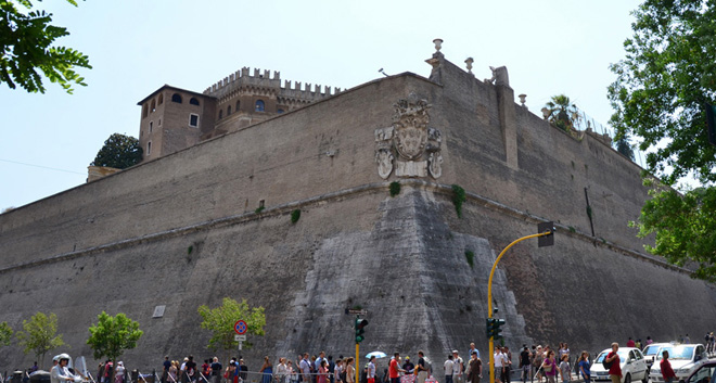 Vatican-Wall