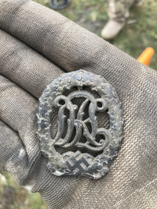 D3862D42-3D60-435A-AB89-F2BB6FEF4B66