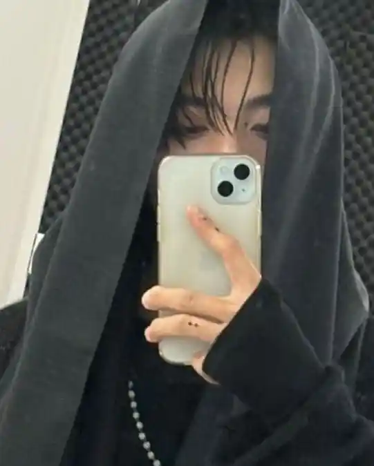 98e4424fb0f80670bf998670724e537d_copy_541x675