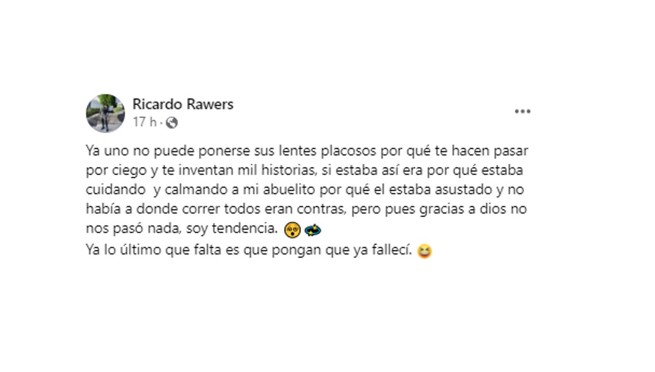 Aficionado protege a su abuelo en medio de la trifulca en Corregidora