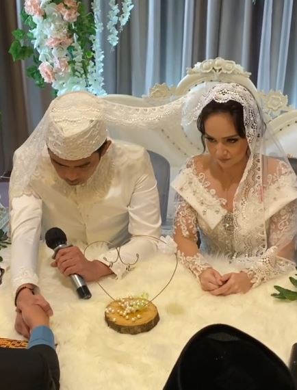 Ijab Kabul Angel dan Rico