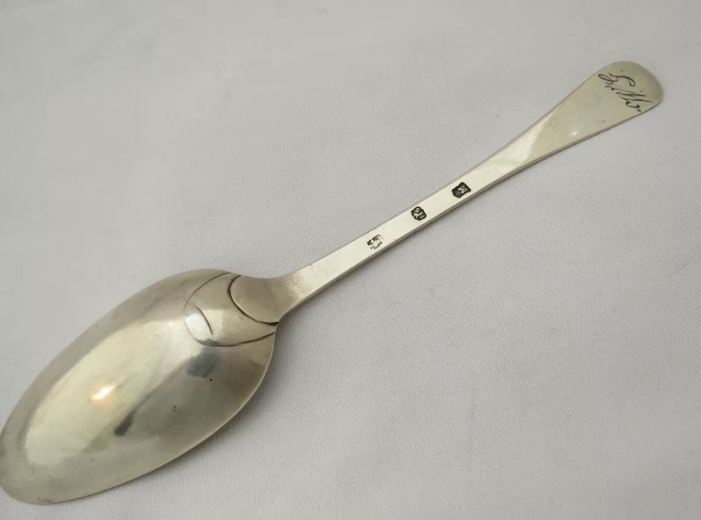 C4A6810D-3ACB-4FBE-BC0F-EA1D7D9975B4