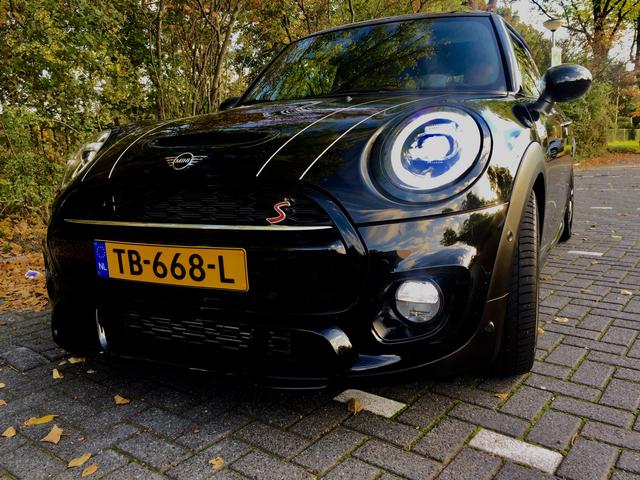 D41938BE-5CB4-45C7-80EE-EB1785C6E060