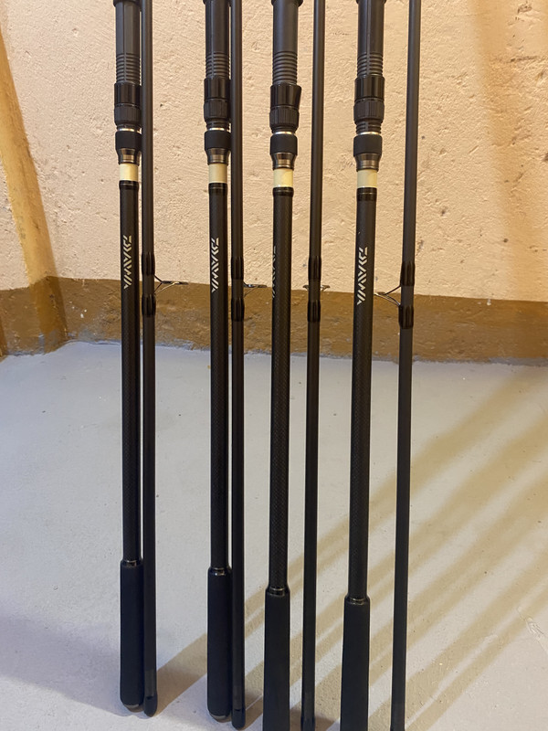 67E10F2B-1DC8-456A-92ED-A373E90546ED