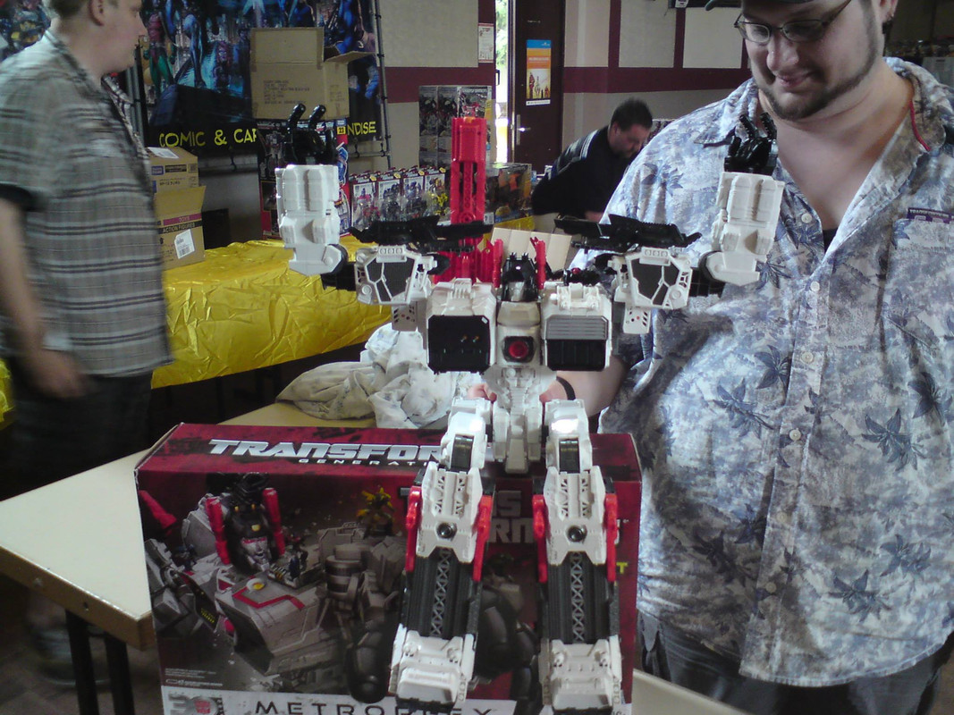 1078753_525524150849260_1296233625_o