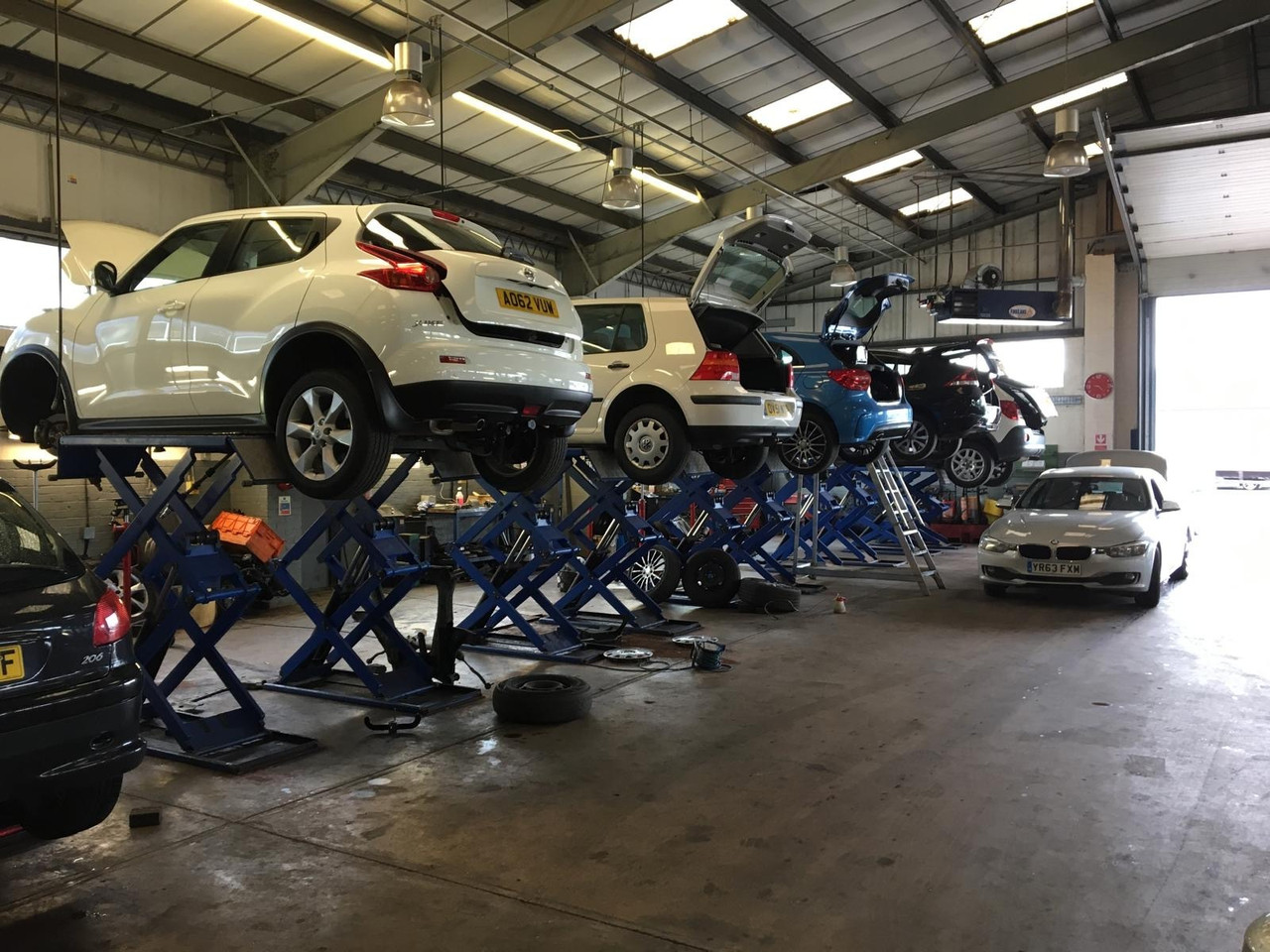Vehicle gearbox diagnostics in Bracknell