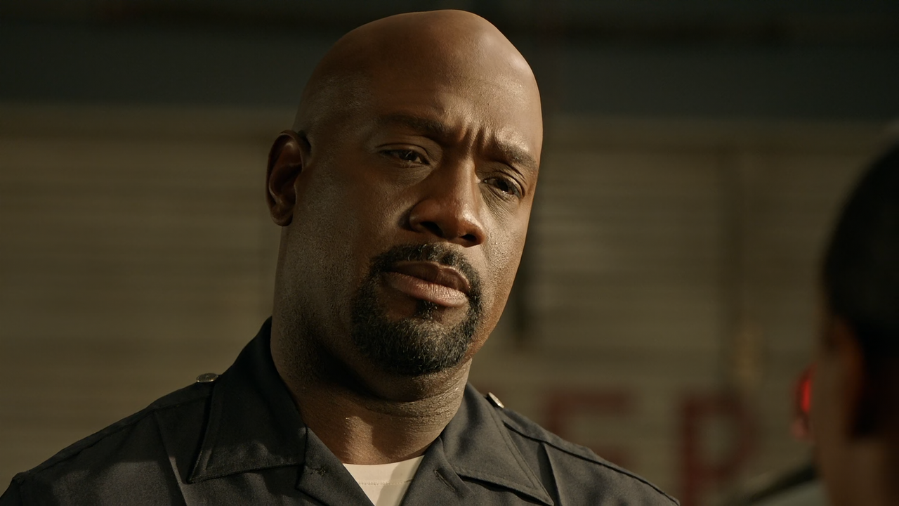 The.Rookie.S02E09.Breaking.Point.1080p.10bit.AMZN.WEB-DL.AAC5.1.HEVC-Vyndros.mkv_snapshot_04.26_[201