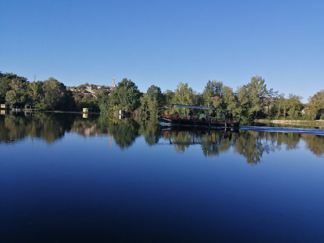 IMG-b8303fe03a00f1072c6a7fad3dad41d4-V-1