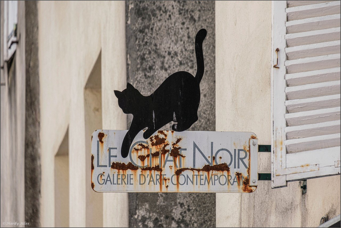 XT4H3960 2023 Paris LR ERWZ FB