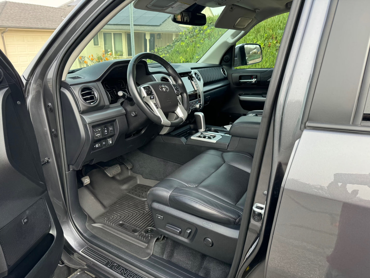 Vehicle thumbnail 15