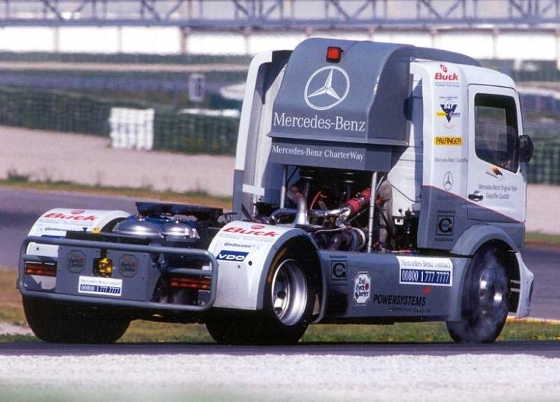 2000 Mercedes-Benz race truck