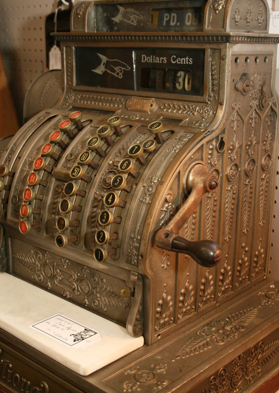 vintagecashregister.jpg