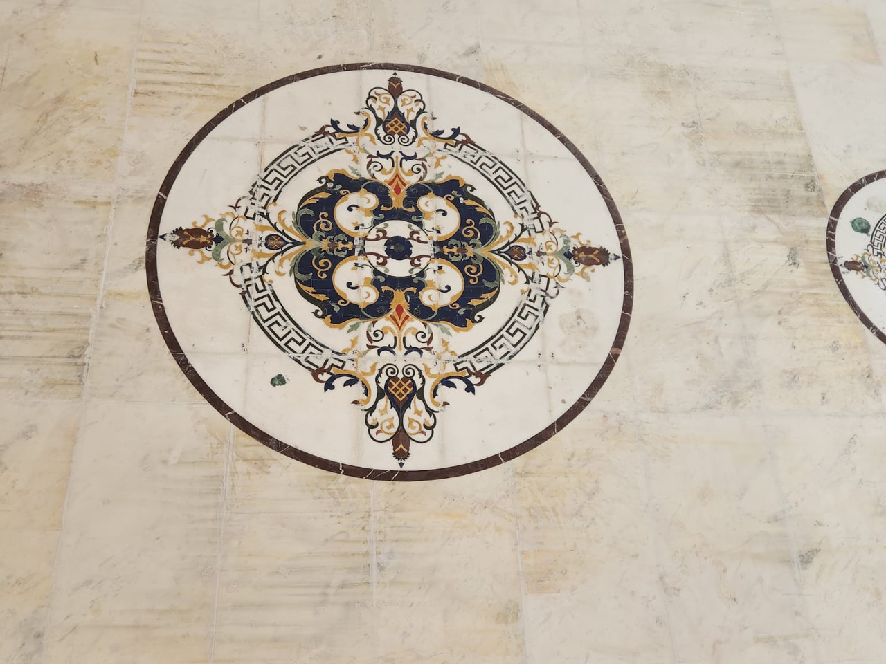 Exclusive Marble Medallion Design