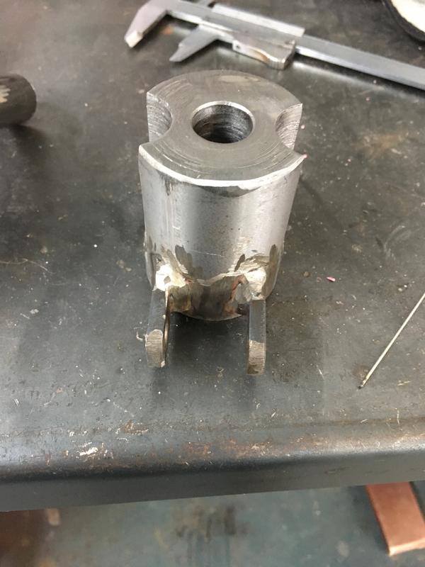 7-E05-CD99-F411-450-A-B7-DA-61-E6-C0-F0-