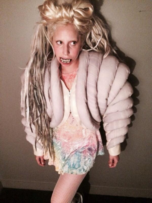 3-14-14-Little-Monsters-com-004.jpg