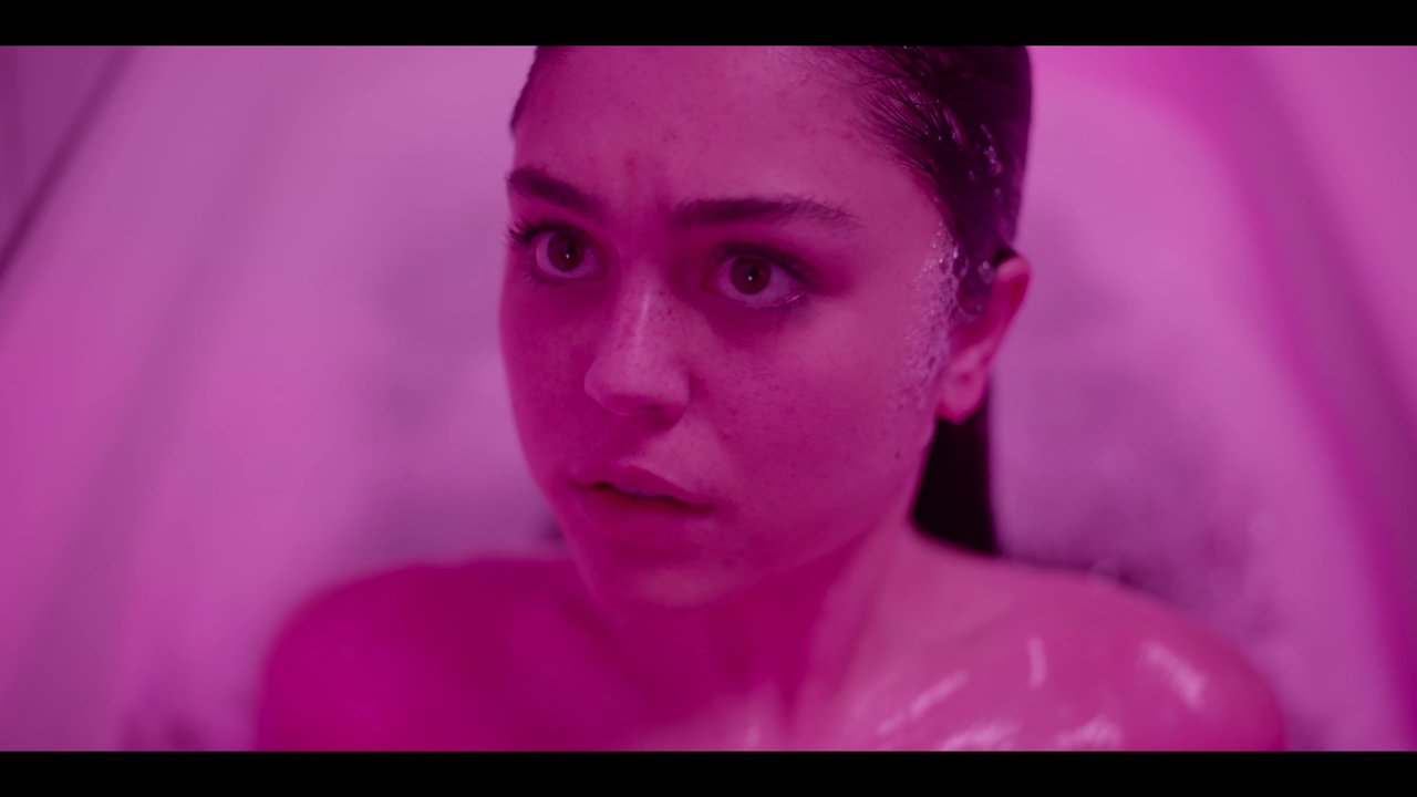 vlcsnap-2023-12-02-01h03m47s286