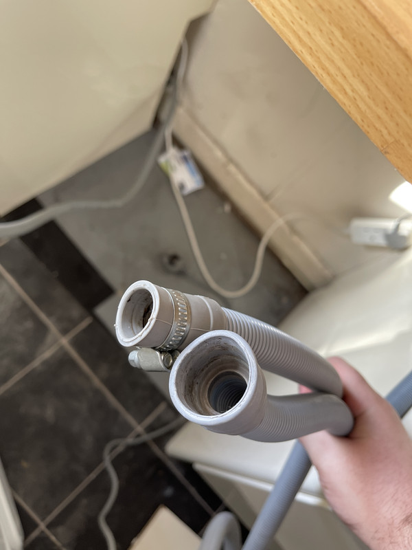 6CC82855-E262-44C1-BED9-33D6ADA00C68