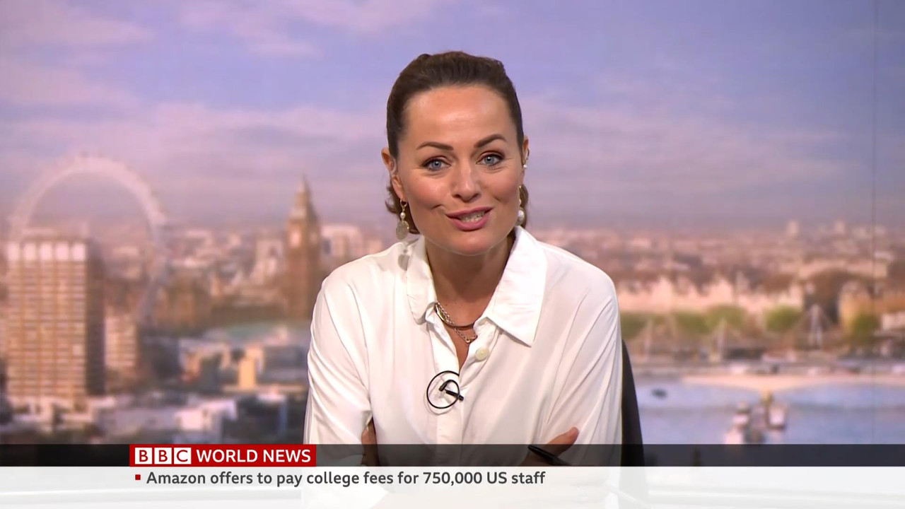 09.10 - 06.00.00 - BBC World News. News. Reporting on the day's inter....ts_snapshot_27.34_[2021.09.