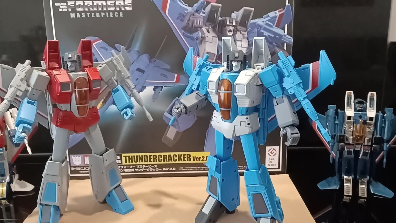 Transformers-Masterpiece-MP-52-Thundercracker-01