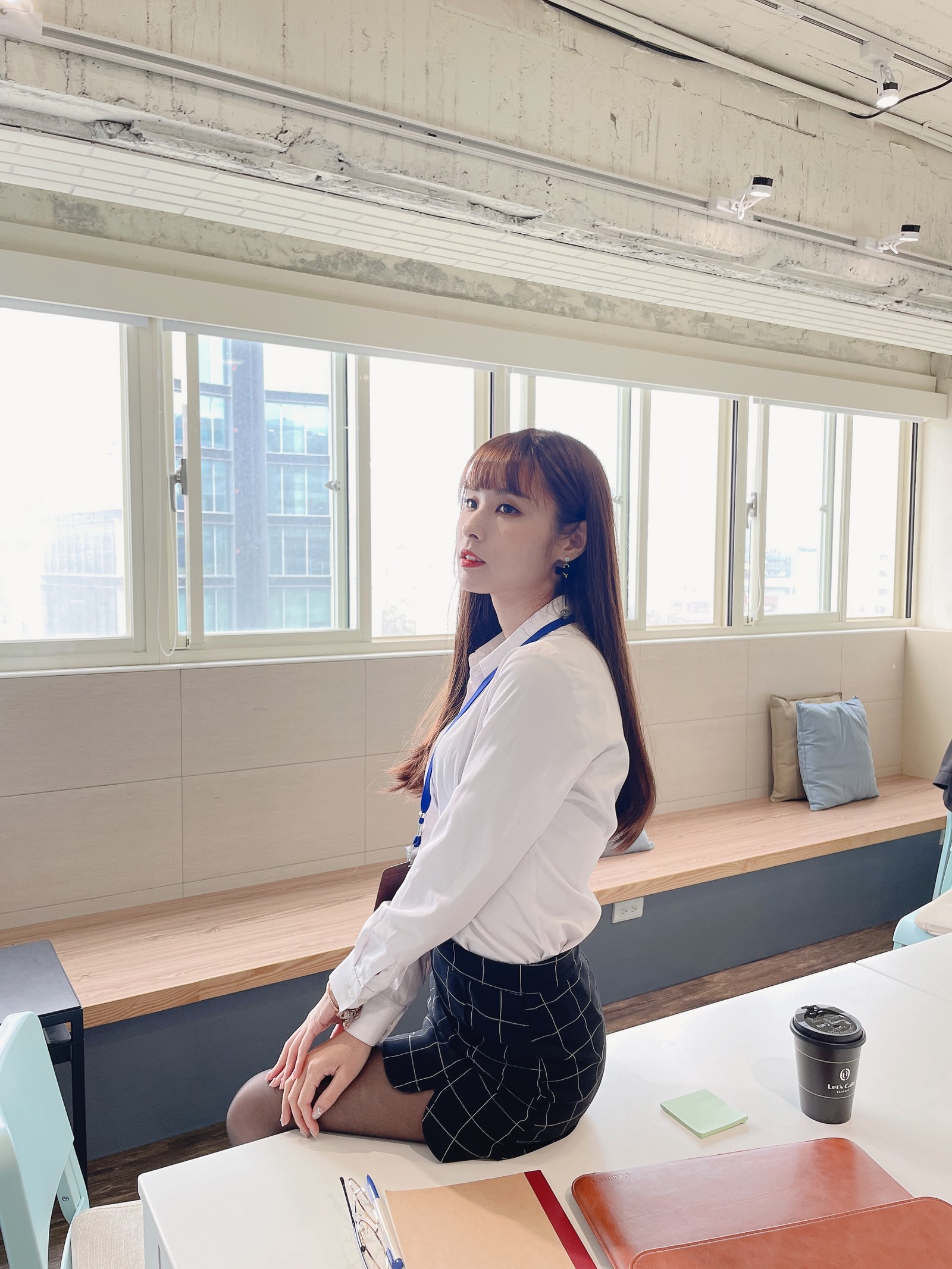 泥泥汝 OL 女郎 B 主题 写真＋视频合集｜高人气职业风作品（350P｜12V｜840MB）插图