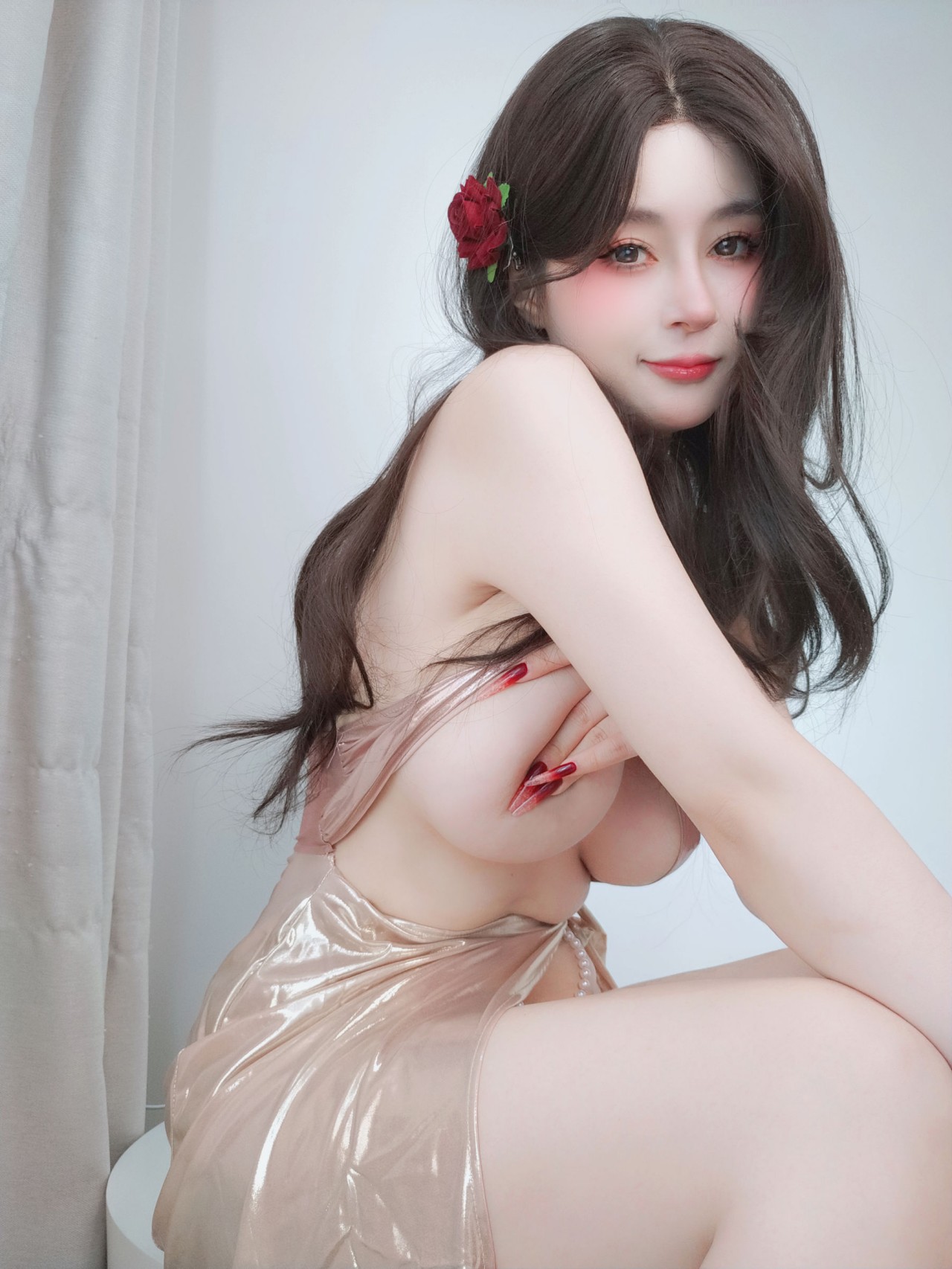 白银 81 视频和金色のワンピース写真套图欣赏，清新甜美风的日常美插图3