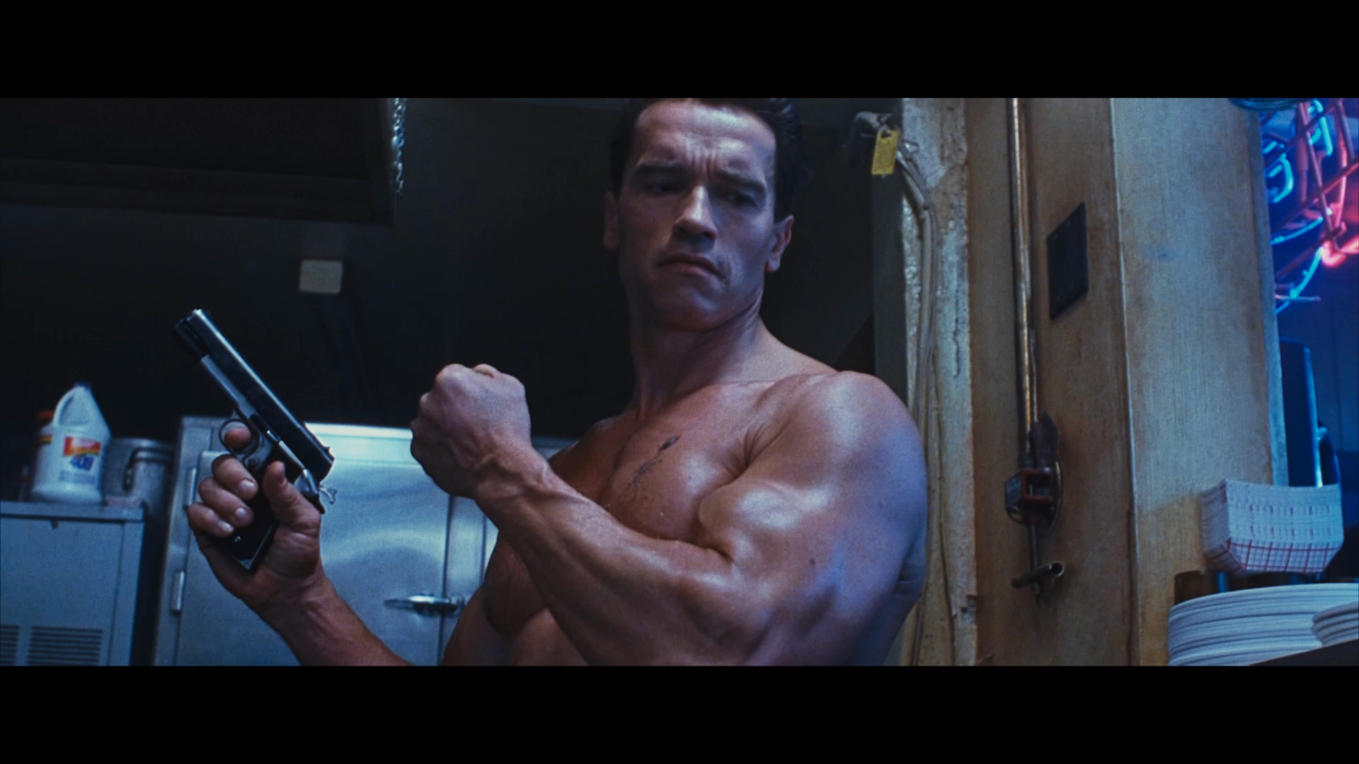 [Image: T2-film-LUT-12-51-test-NEW-mp4-snapshot-09-29-350.jpg]