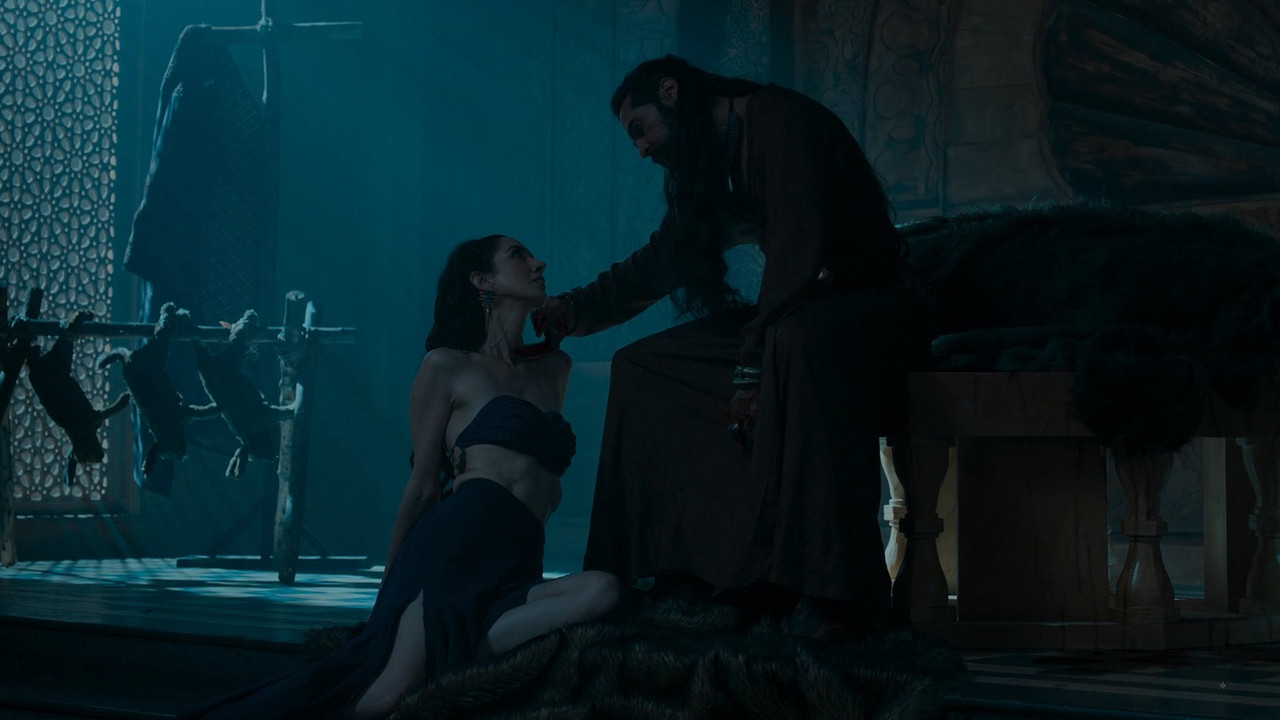 The.Empire.S01.1080p.HS.DSNP.mkv_snapshot_01.58_[2021.08.27_10.39.11]