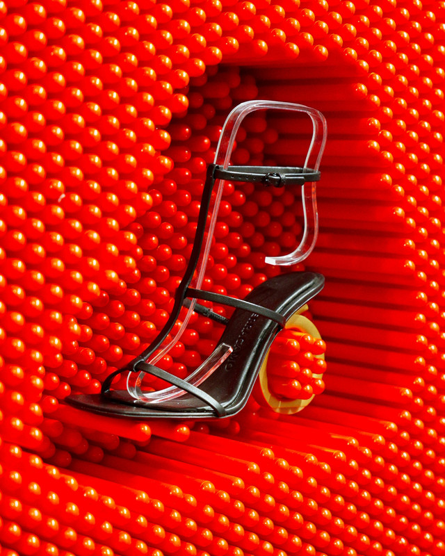 Ferragamo celebra la FW23 griffando la Rinascente di Milano Ferragamo celebra la FW23 griffando la Rinascente di Milano