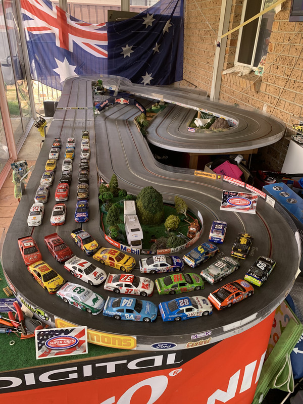 2541A8B8-ED88-4E78-B09B-345A6070F9DB