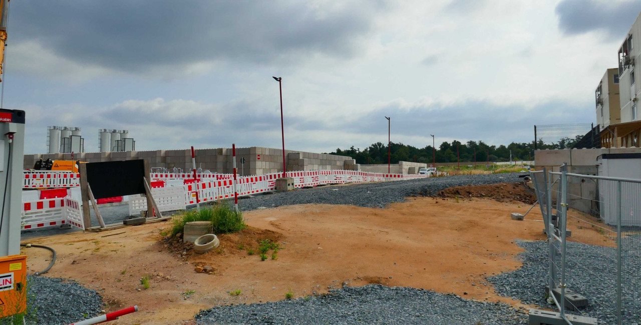 Bild: https://i.postimg.cc/T10m6xdn/P1300045.jpg