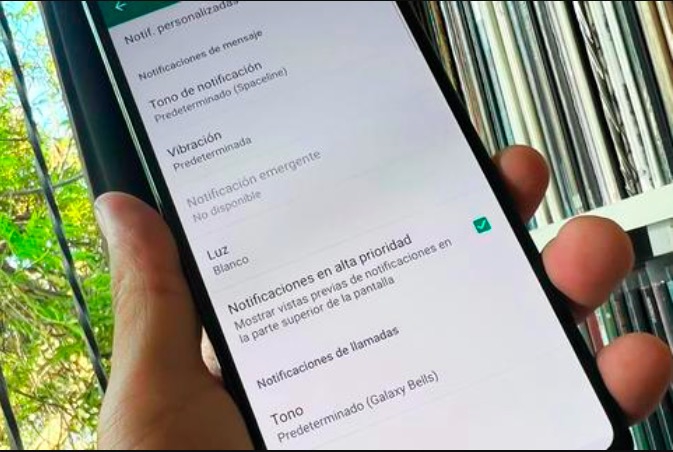 WhatsApp: Cómo saber quién te escribió sin sacar el celular del bolsillo