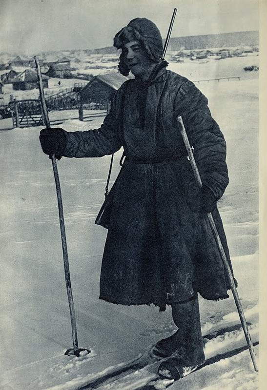 Na_stroyke_MTS_i_sovkhozov_1935__3_page-0013