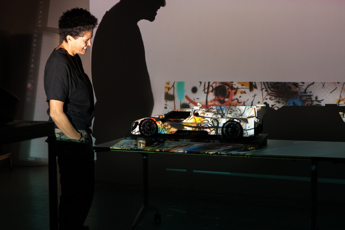 P90550655_highRes_julie-mehretu-workin