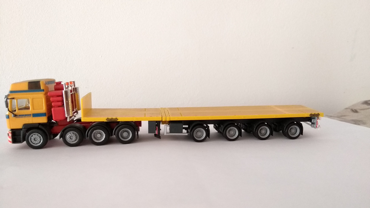 Macht (8124)