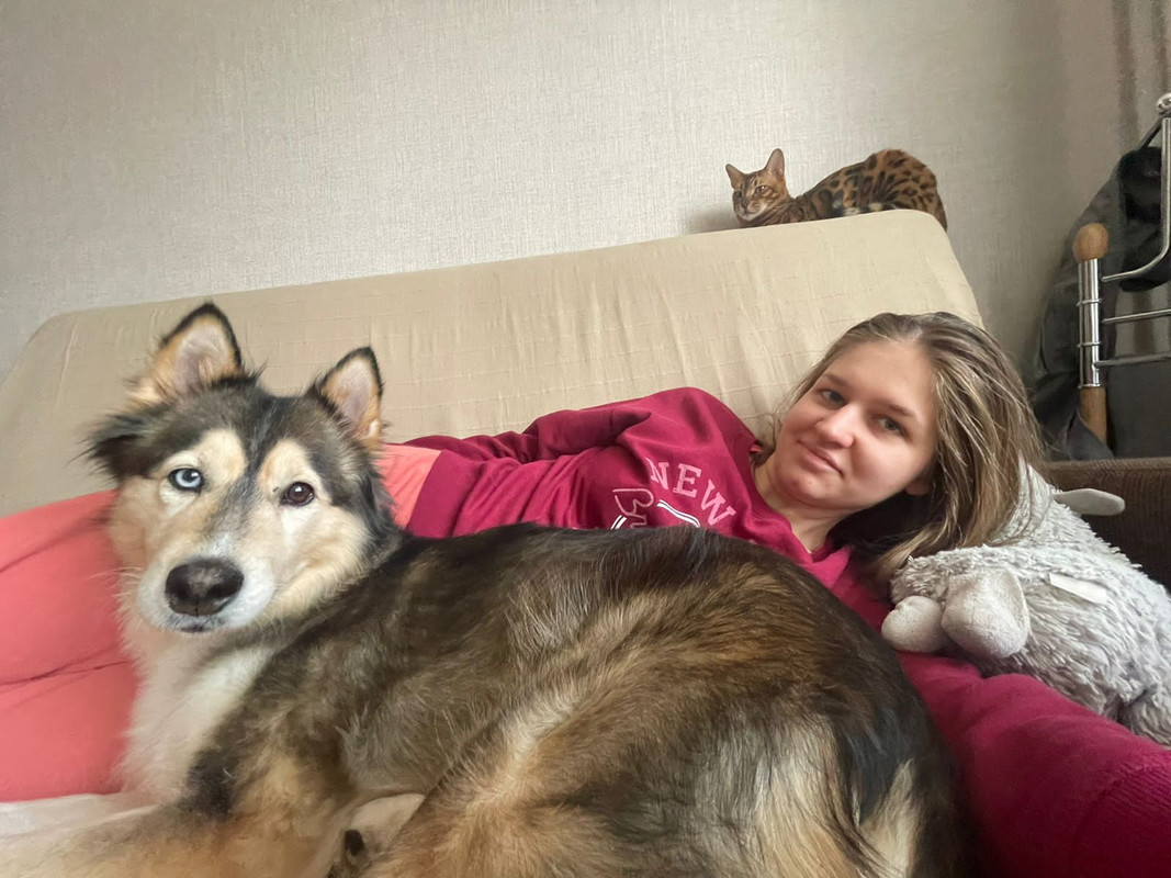 BD6E73A5-758B-4FE1-BBD6-47912921D780