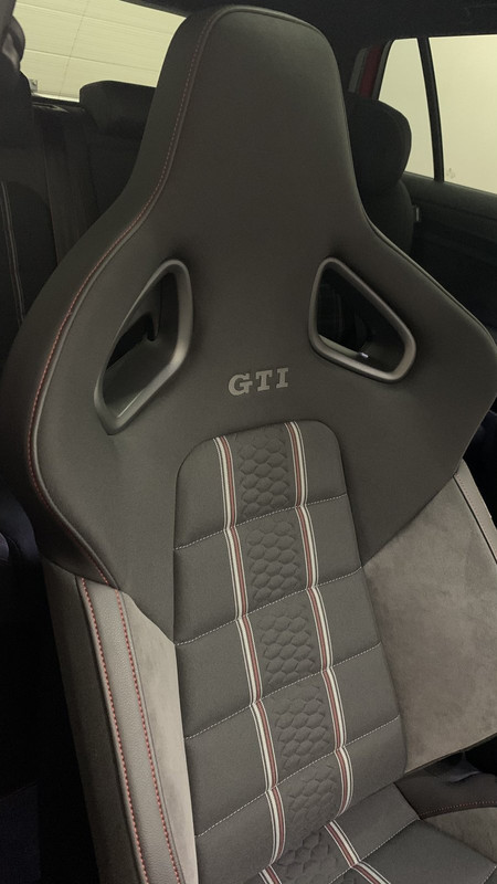 FD932997-E049-4F90-8726-D9B6B090E634