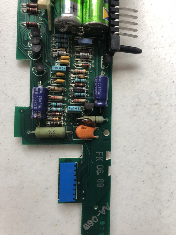 6FB957C4-D160-4EF5-ABE0-0626D01EC4D7