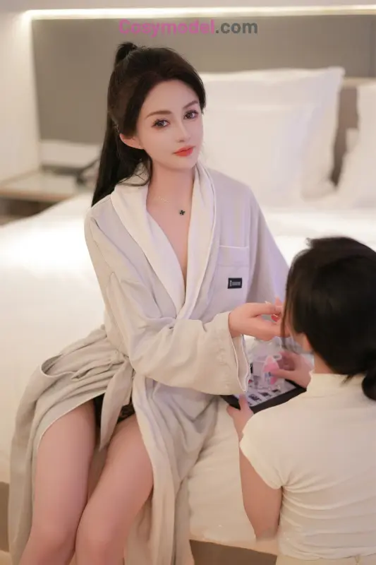 Cosymodel-com-Uncensored-Lin-Youyi-and-Tan-Xiaoling-040