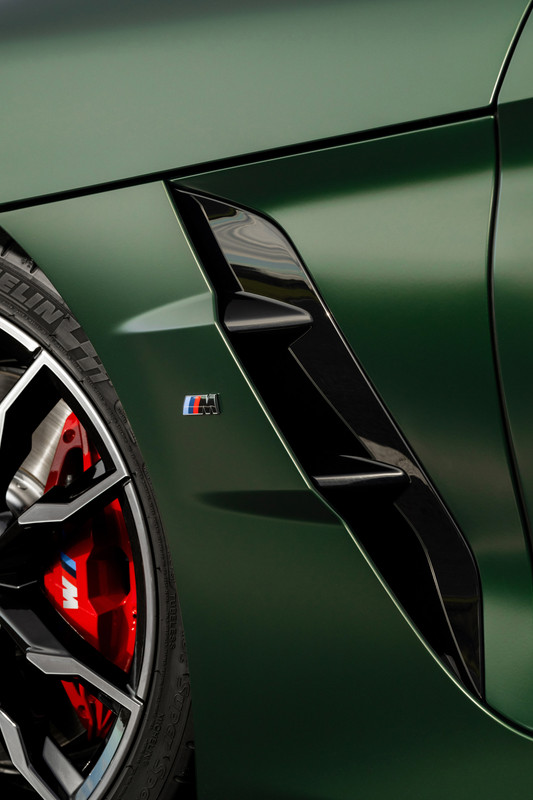 P90535753_highRes_the-bmw-z4-m40i-with