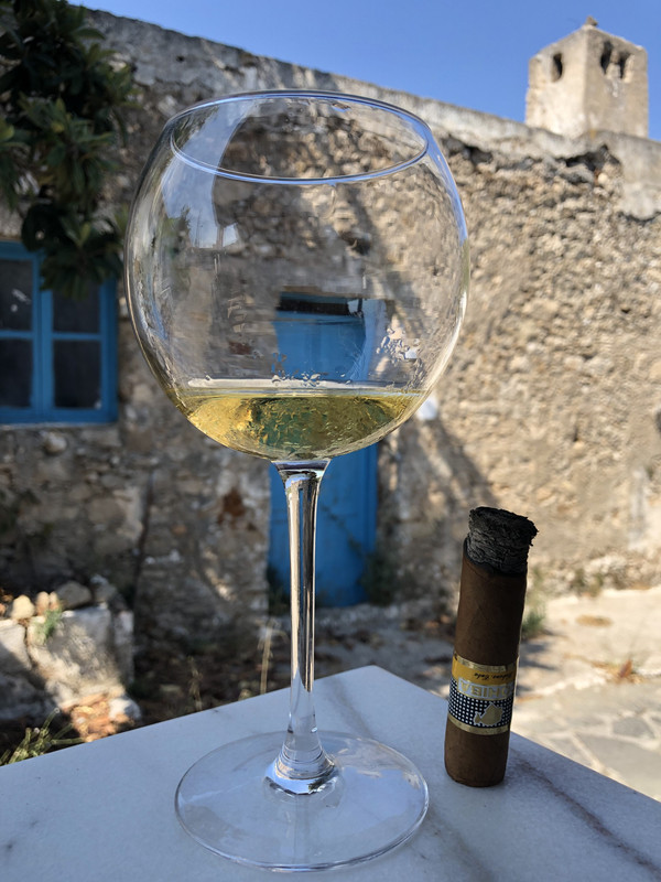 E8989C8A-CD68-4040-AFCB-2AACC2126302