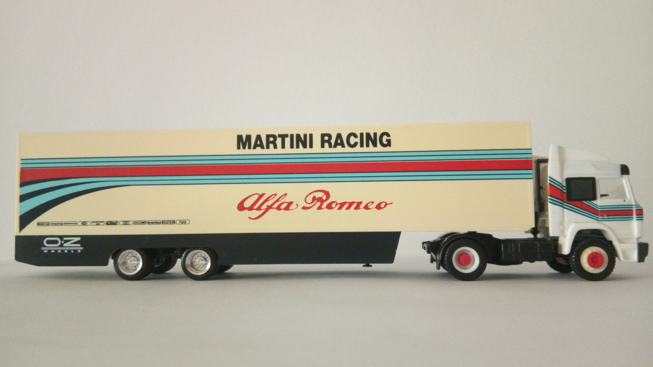 Macht (8006)