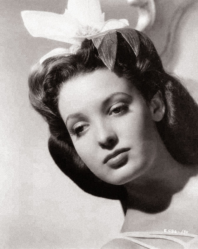 Linda_Darnell_a54