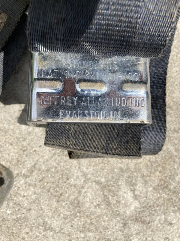 69B49AB4-794E-4F89-9486-7E0668DC3E8C_1_105_c