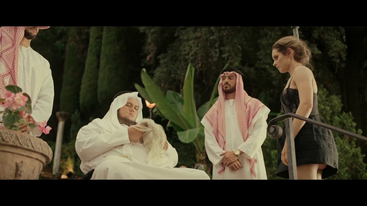 Dziewczyny.z.Dubaju.[Girls.To.Buy].2022.PL.1080p.KOR.FHDRip.H264.AAC-FST.mp4_snapshot_01.18.52.891