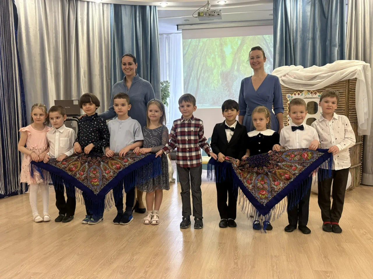 f7d0a997 b2eb 40de 81f7 3b6d4ec4b2d2